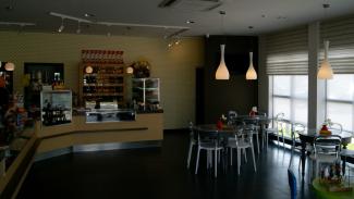 Pawilon handlowy Salon firmowy Wisła 122m2 - widok w środku
