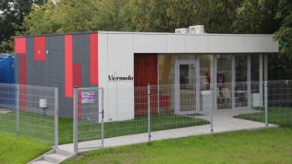 Portable office, Mota Engil apartment sales office 54m2 - view 3