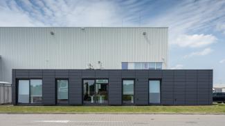 Container office building - Raben office 200m2 - view 2
